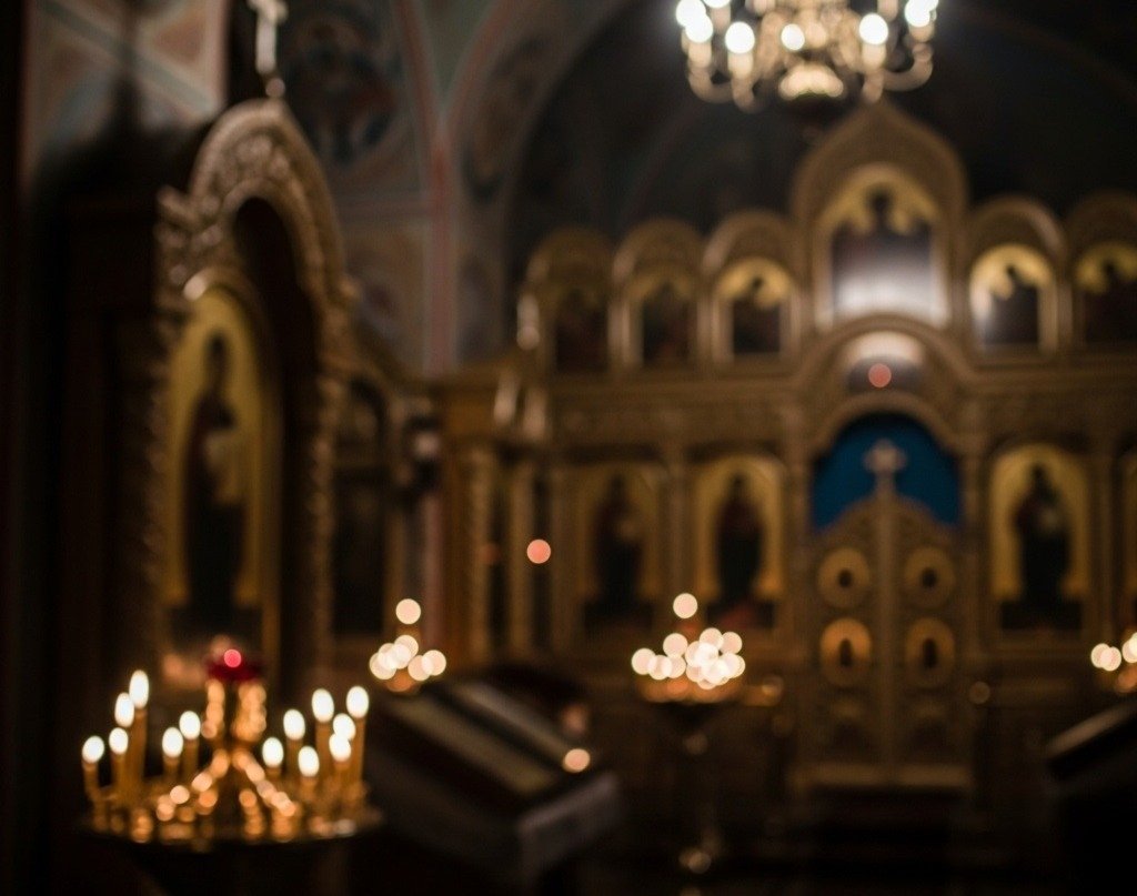 Ζάκυνθος – Παρατήρηση του Μητροπολίτη Δωδώνης σε διευθυντή σχολείου: “Mε τα πουκάμισα έξω βγαίνεις να βγάλεις λόγο τέτοια μέρα στην εκκλησία;” [Βίντεο]