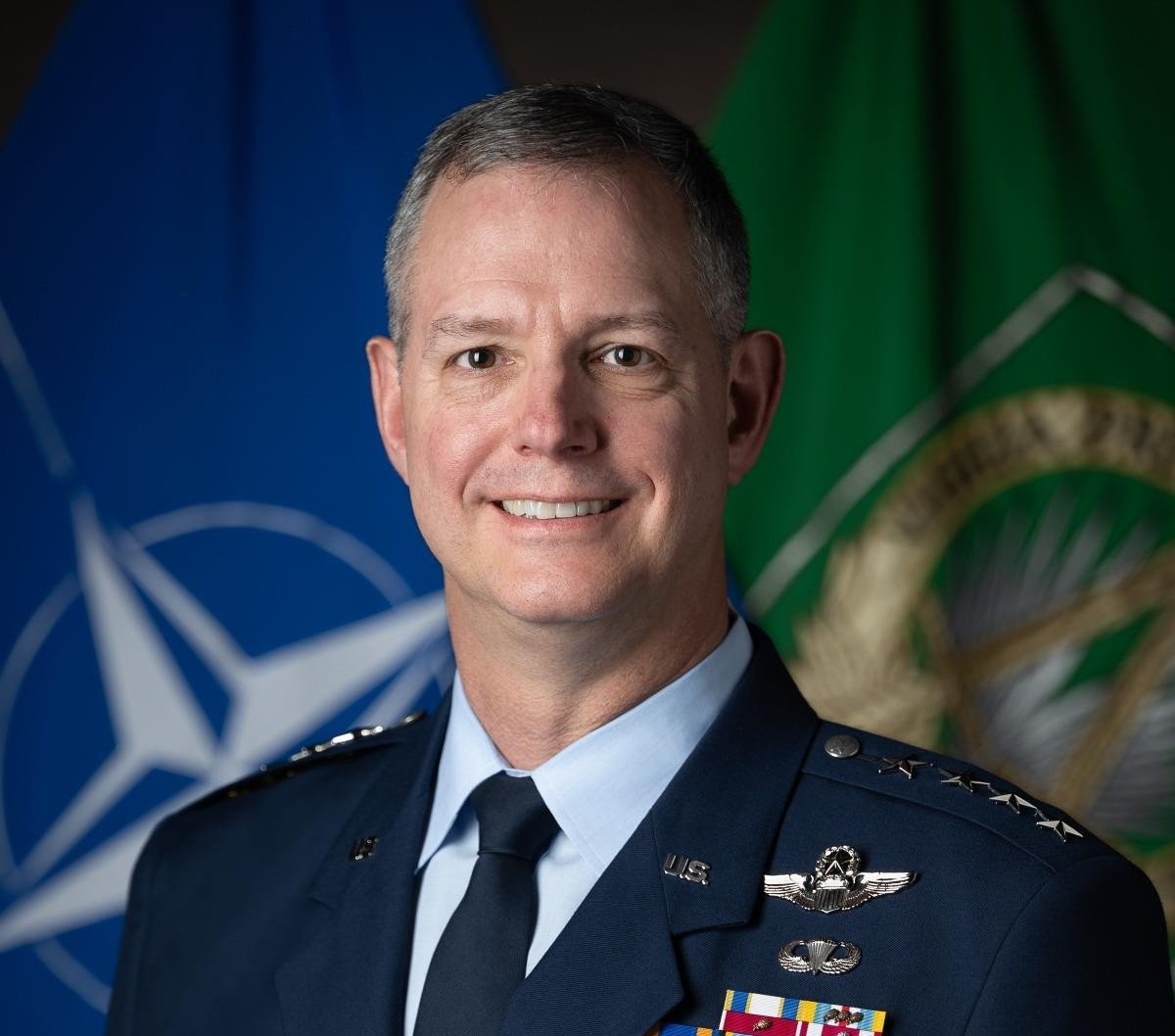 Στο Μέγαρο Μαξίμου η συνάντηση Μητσοτάκη με τον Ανώτατο Διοικητή του ΝΑΤΟ στην Ευρώπη – Στο επίκεντρο η άμυνα και ο ρόλος της Ελλάδας