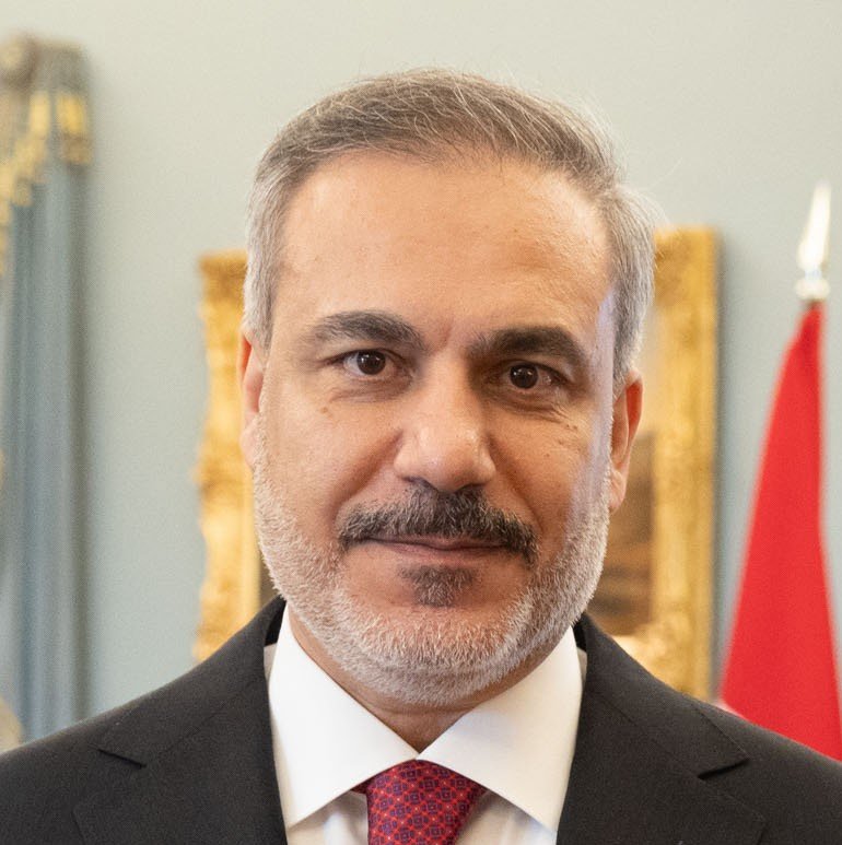 Φιντάν: Η Τουρκία έχει «θέληση και ικανότητα» να προστατευτεί εν μέσω πολέμου Ιράν – Καμία απειλή από Τεχεράνη, εντατικές διπλωματικές προσπάθειες για αποκλιμάκωση